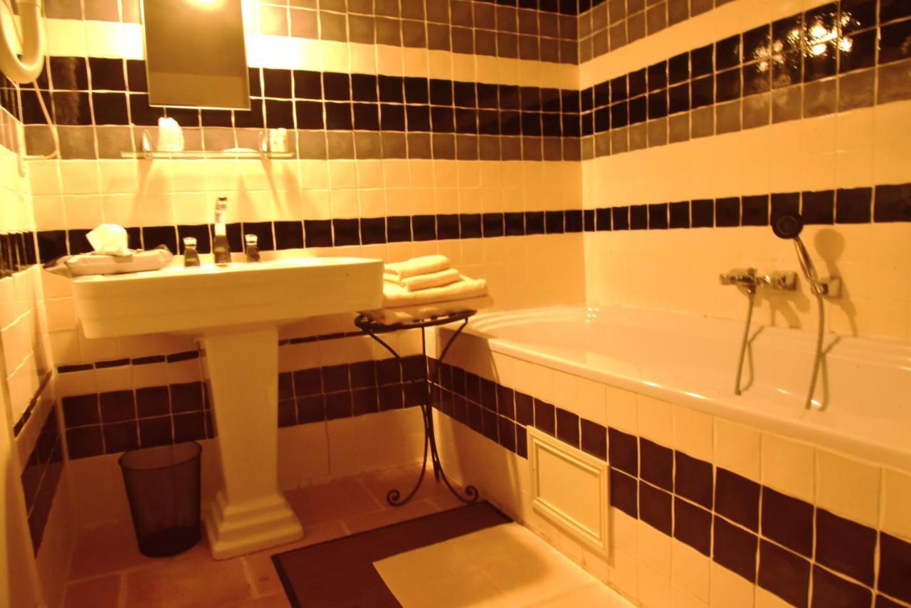 Logis Hotel Le Boudoir Belves Luaran gambar
