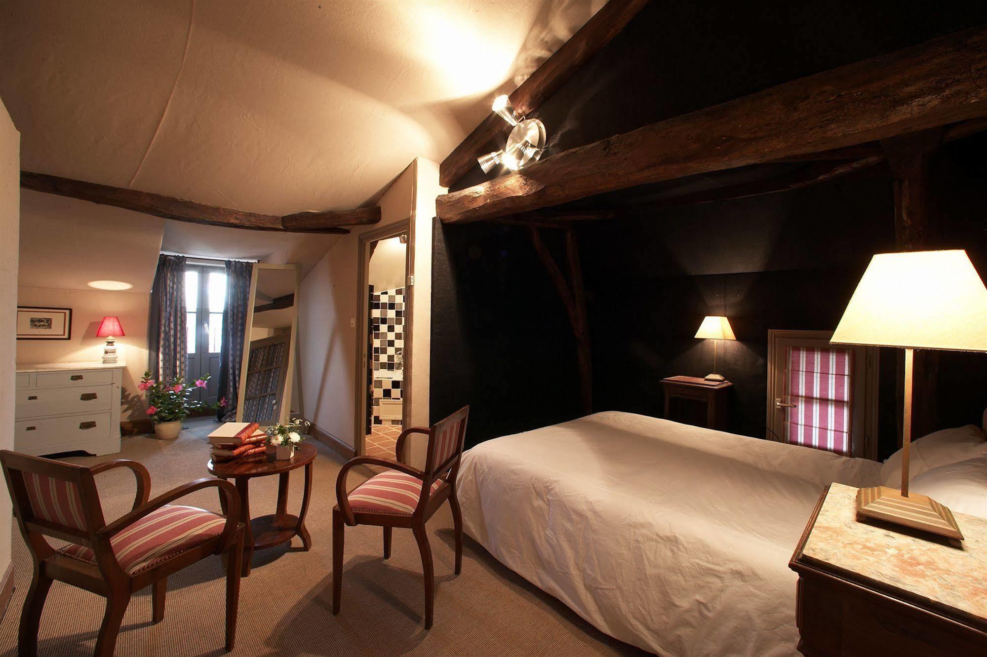 Logis Hotel Le Boudoir Belves Luaran gambar